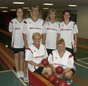 hinten von links: Kristina Merkel, Angela Schubert, Nicole Grimmer, Iris Friedrich; vorn: Hannelore H&ouml;rtsch und Petra Werner